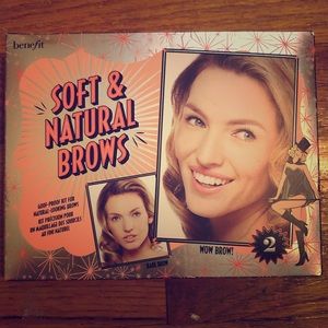Benefit Soft and Natural Brow Kit